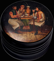 Шкатулка с лаковой миниатюрой «Чаепитие у самовара»